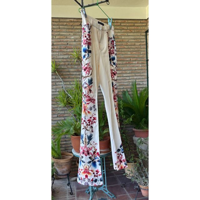 Pantalones Zara estampados flores