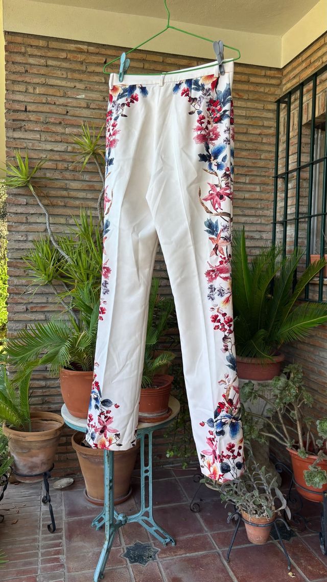 Pantalones Zara estampados flores