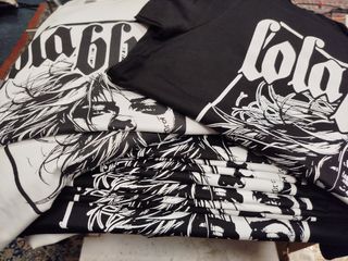Camiseta LOLABLUE banda