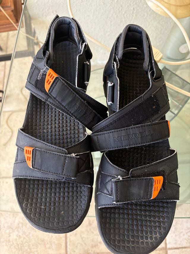 Sandalias Merrell usadas