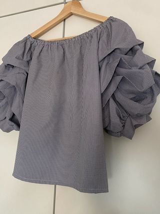 Blusa blanca y negro- Manga globo
