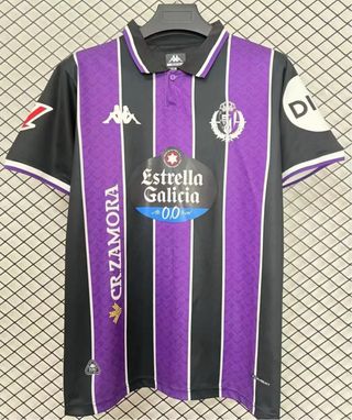 Camiseta Kappa - Deportiva Negra y Morada
