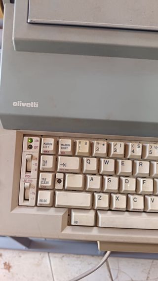 Olivetti ET Personal 55 - Máquina de escribir
