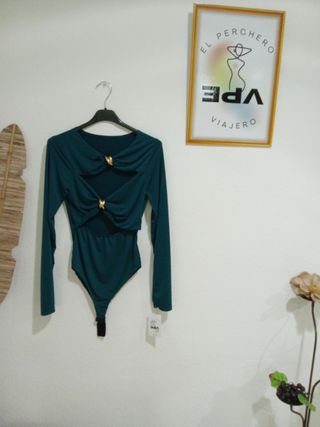 Body verde con abertura - Talla única