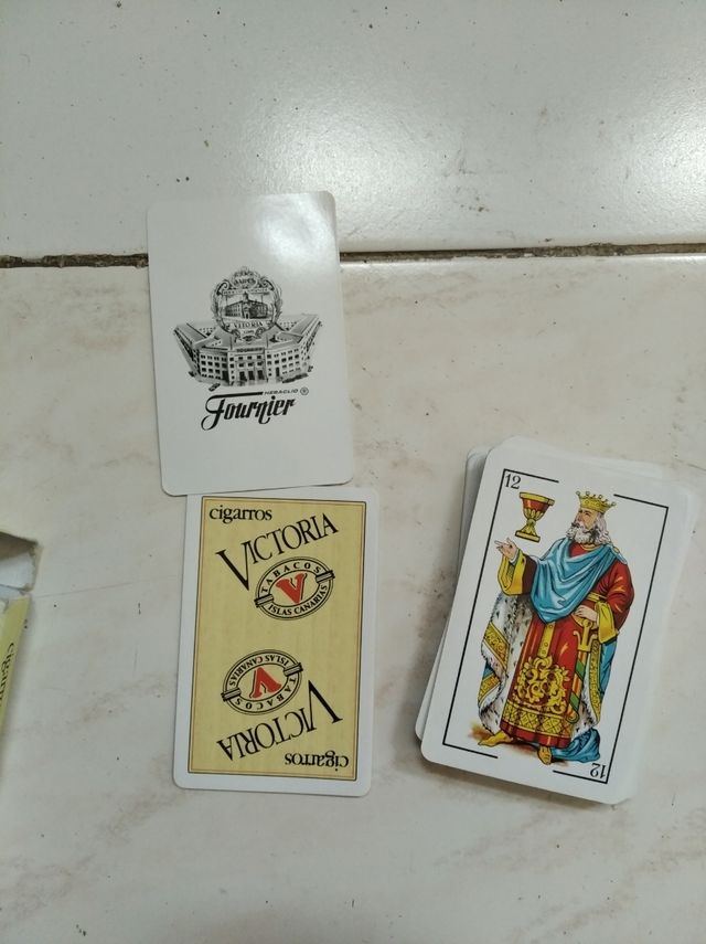 Deck espanhol Fournier Victoria Cigars