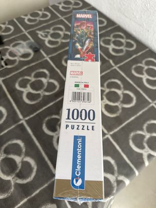 Puzle Marvel 1000 piezas Clemontoni.
Nuevo
