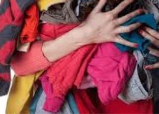 Ropa usada - Variedad de colores