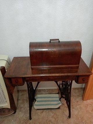 Máquina coser antigua SINGER