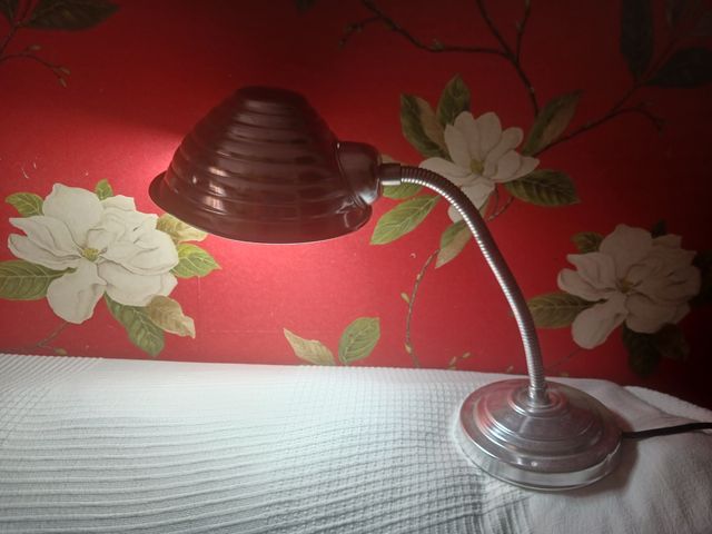 Flexo vintage metálico plateado