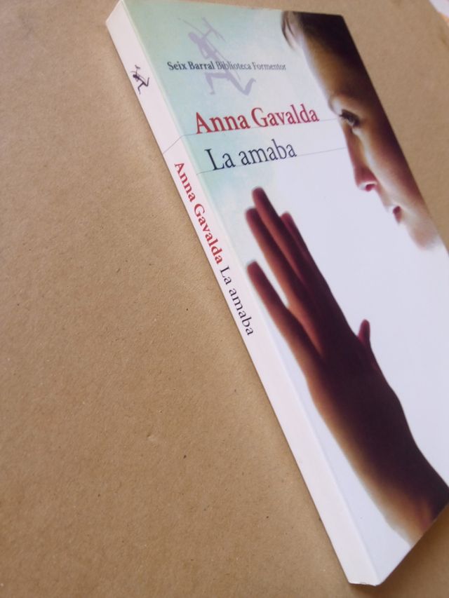 La amaba. (Envíos) Libro 