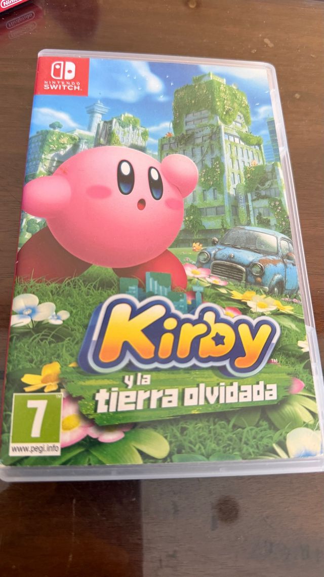 Nintendo Switch - Kirby y la tierra olvidada