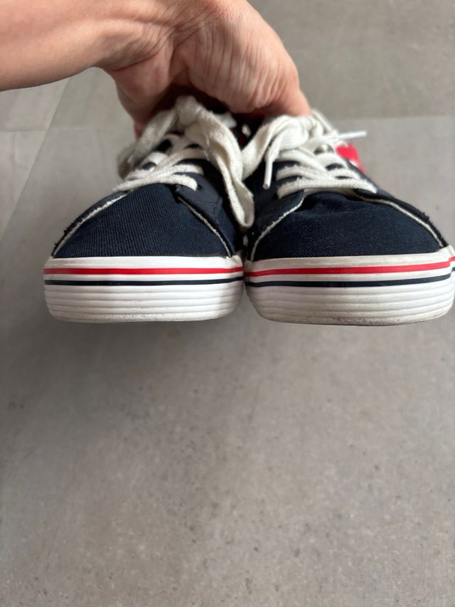 Zapatillas Mustang niño, talla 35