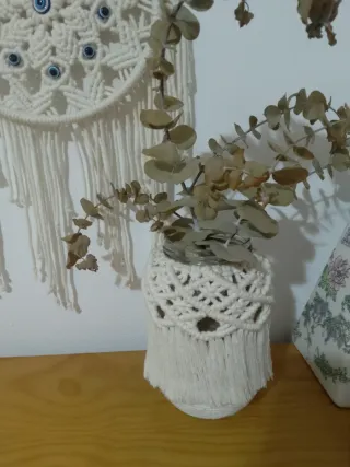 Macrame mandala con jarrón