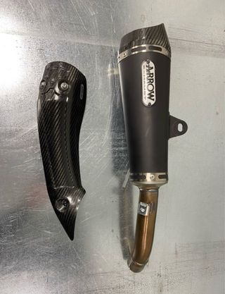 Escape Arrow Z125/Ninja 125 carbono
