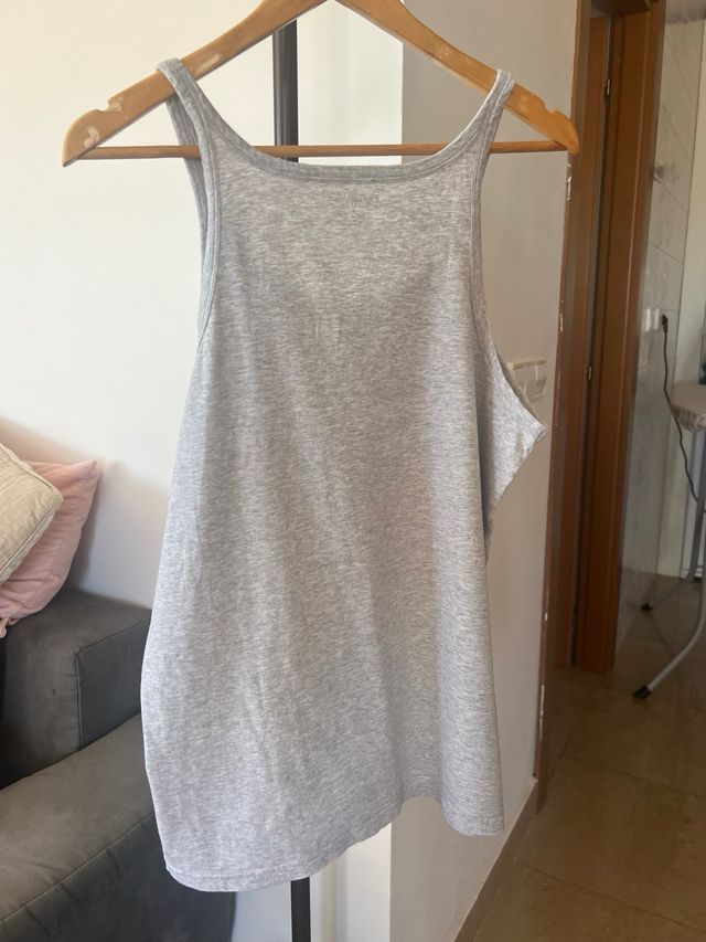 Camiseta gris Emporio Armani
