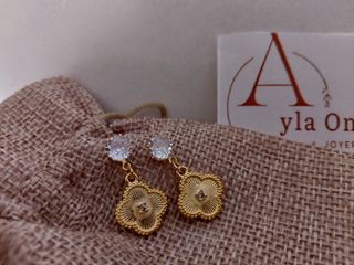 Pendientes bañado en oro 18k Ayla One