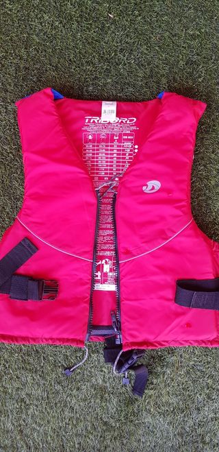 Kayak Sevylor Colorado KCC335 con regalos.