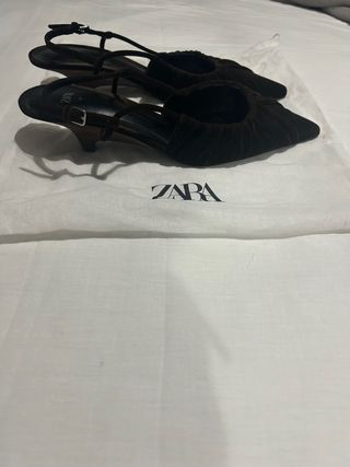 Zapatos Zara Marrón - Tacón bajo 40