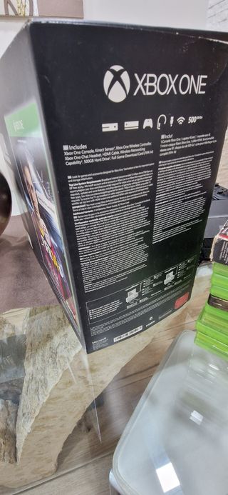 Xbox One Day One + tantissimi giochi.