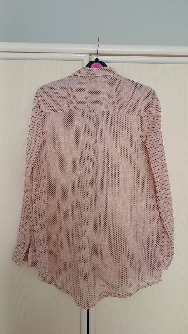 Blusa rosa Stradivarius lunares