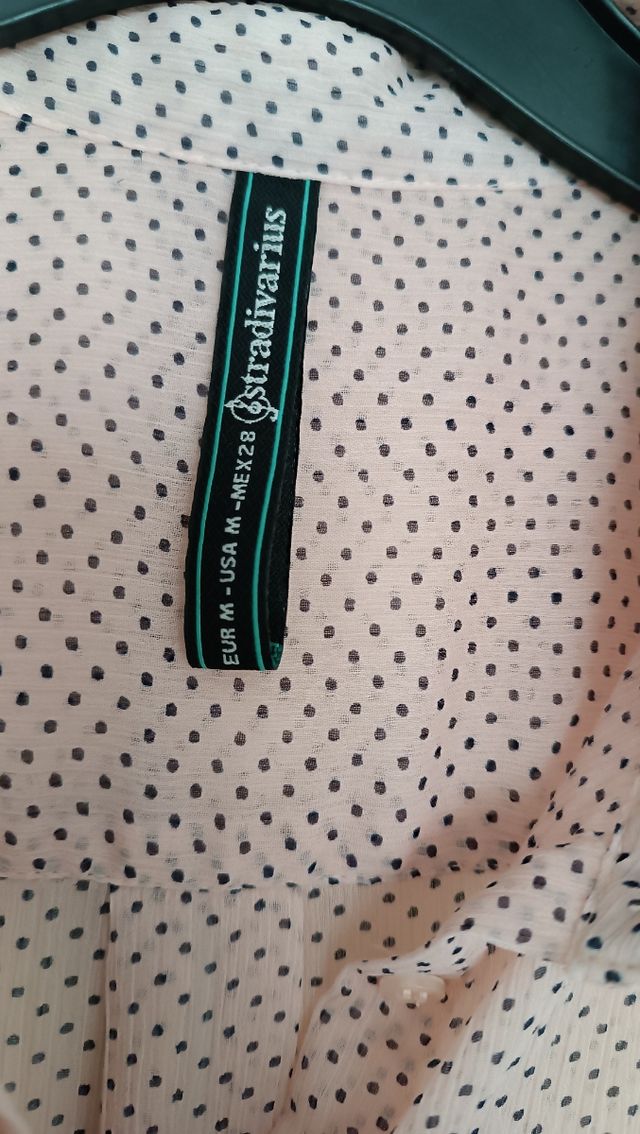 Blusa rosa Stradivarius lunares