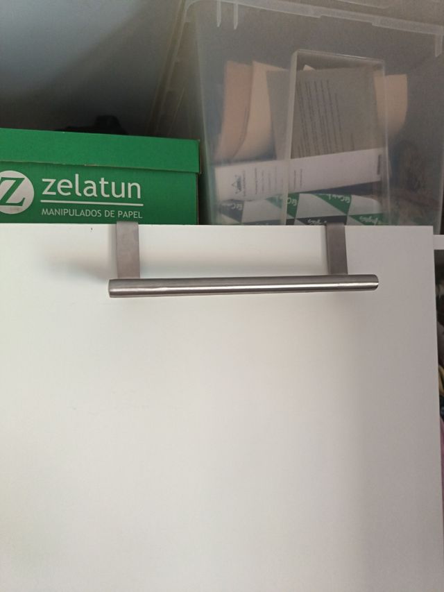 Colgador puerta - Metal plateado