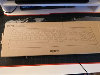 Teclado Logitech negro