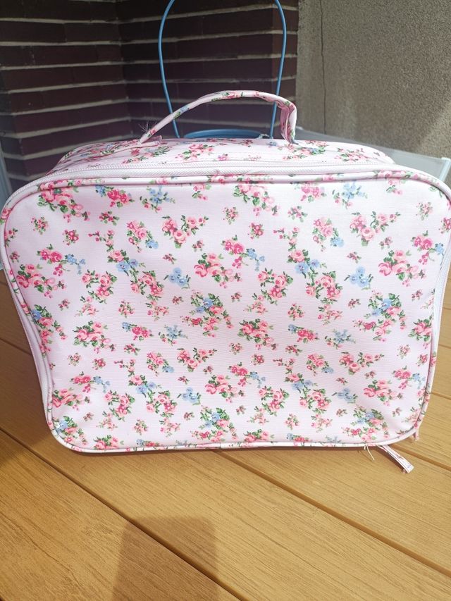 Precioso Set viaje niña - Maleta, mochila, neceser