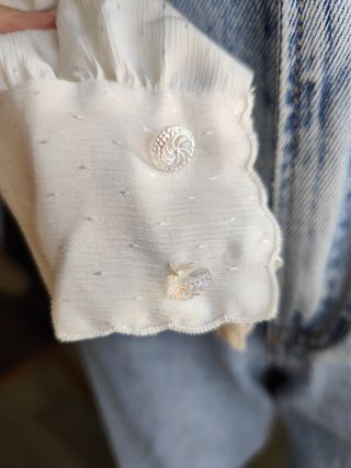 Blusa blanca vintage bordada