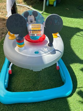 Andador Bebé Mickey Mouse