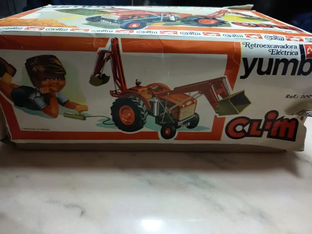 Yumbo Retroexcavadora CliM 209