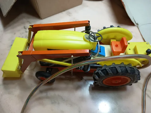 Yumbo Retroexcavadora CliM 209