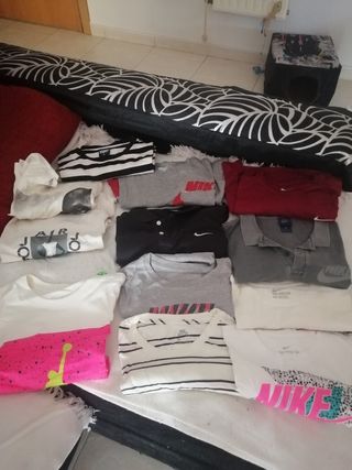 12 Camisetas Nike - Variadas