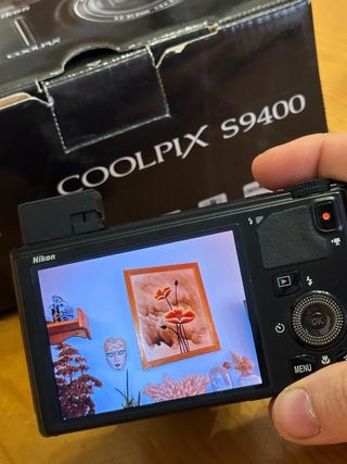 Nikon S9400 – 18.1 MP, Zoom 18x En Caja y completa