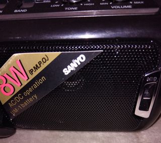 Radio Cassette Sanyo m-1750k  8W
