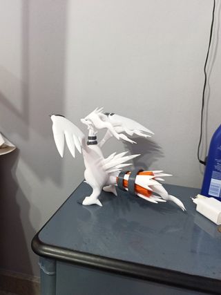 Figura Reshiram Pokémon