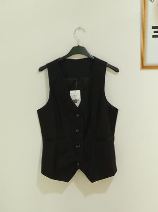 Chaleco negro talla L y talla S - clásico