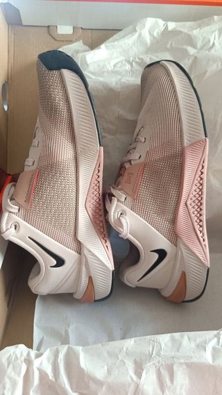 Zapatillas Nike Metcon 10 - Rosa
