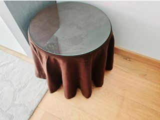 Mesita vintage de terciopelo