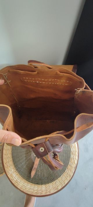 Mochila cuero marrón artesanal