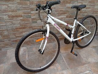 Bicicleta de montaña rueda 26"
En muy buen estado