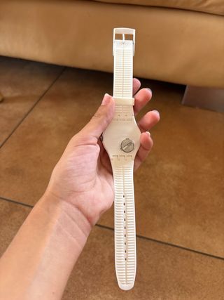 Reloj Swatch - Rosa y Blanco