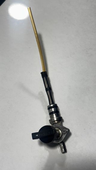 Grifo gasolina Derbi Variant Original