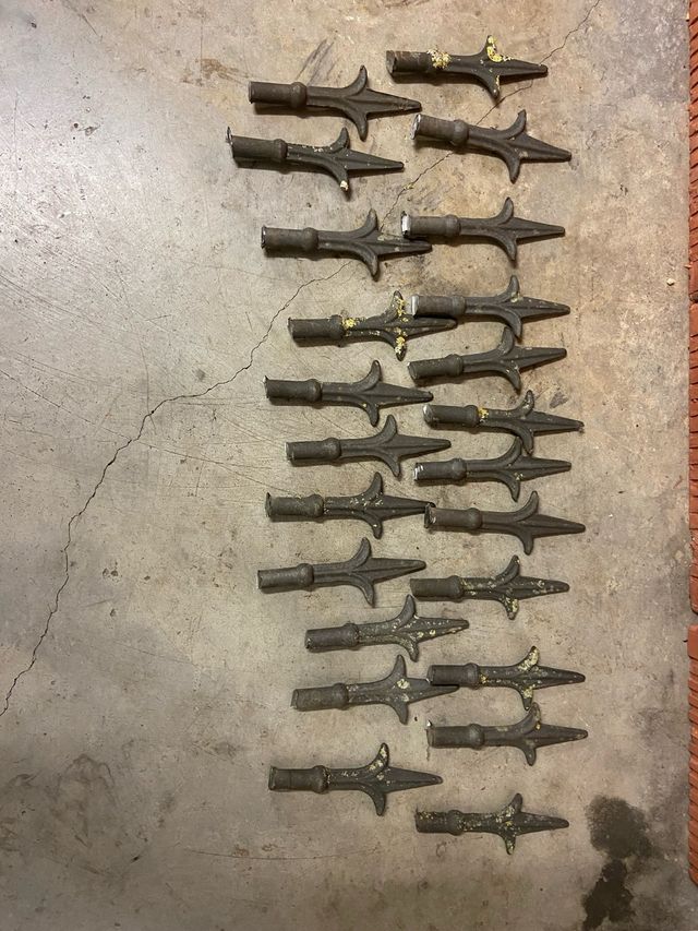 23Puntas lanza forja antiguas