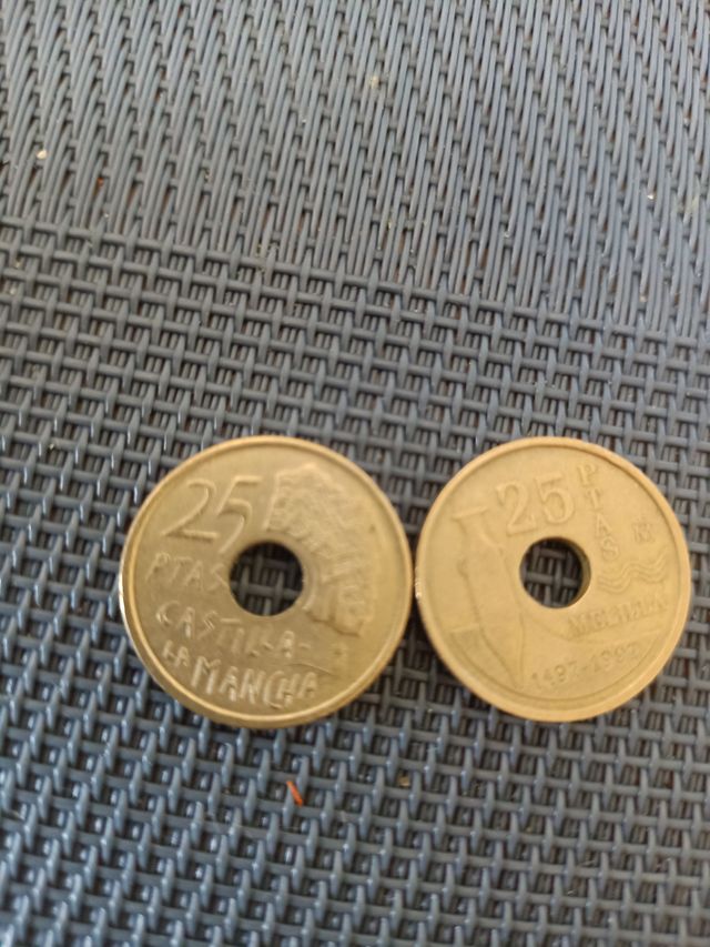 2 Monedas 25 pesetas España 1997