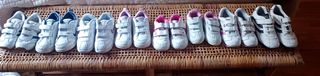 12 Zapatillas Niño Velcro