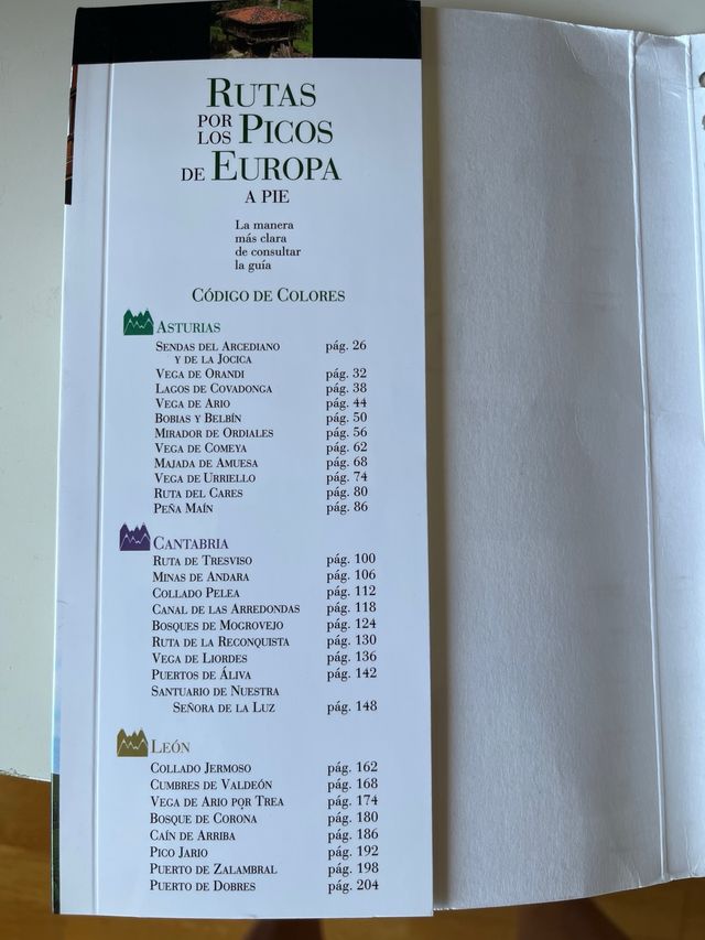 RUTAS A PIE POR LOS PICOS DE EUROPA A PIE (Span...