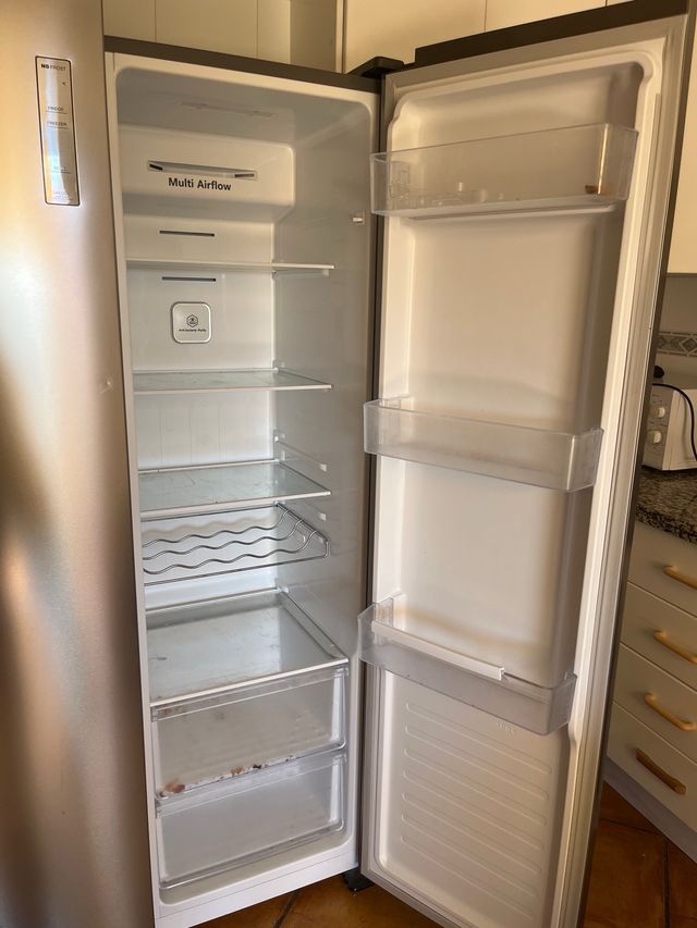 Nevera Hisense acero inoxidable