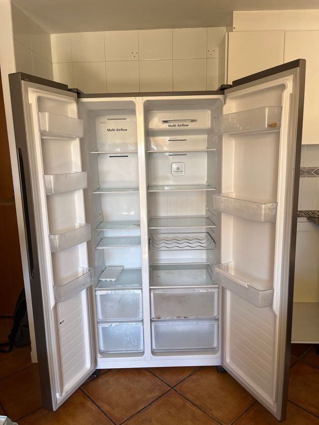 Nevera Hisense acero inoxidable