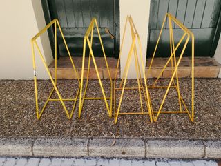 4 caballetes hierro amarillo